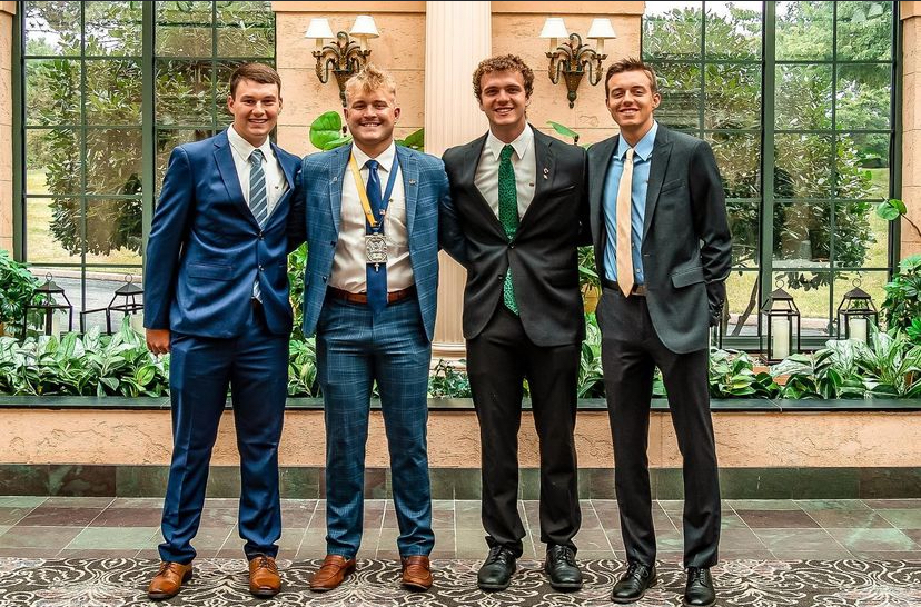 Brothers Attend National Convention